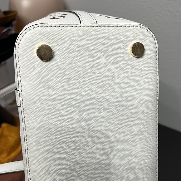 Michael Kors Small Desi Tote - Picture 7 of 11